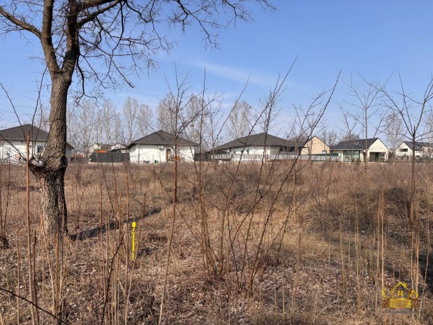 Dunavars�ny Napr�zsa lak�parkban ikerh�z �p�t�s�re alkalmas telek!1234