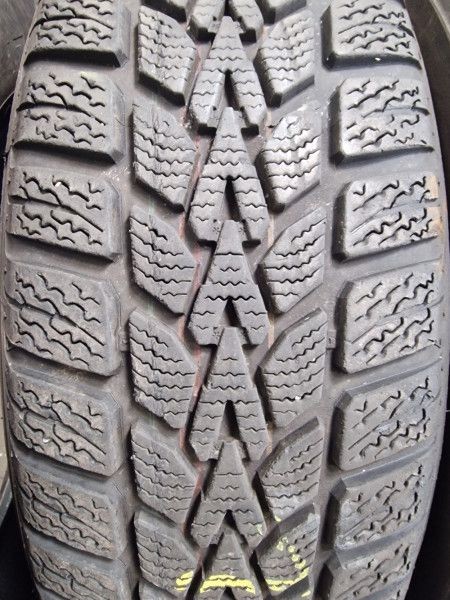 Dunlop 175/65R15 WINTERRESPONSE2 6mm DOT15 hasznlt gumi HG10992 tl