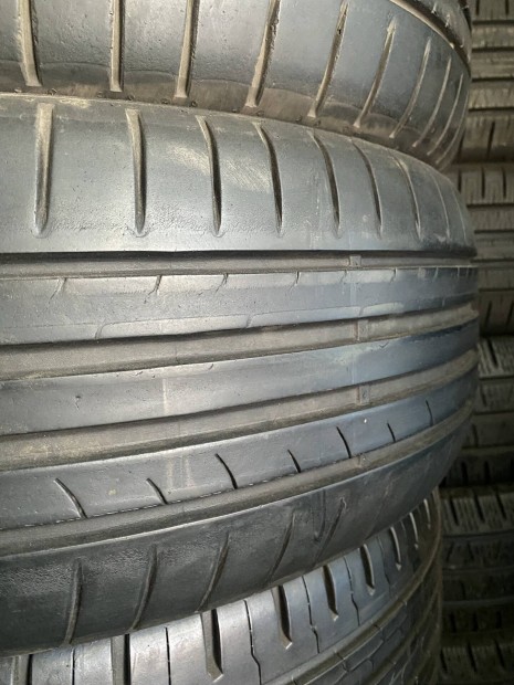 Dunlop 205/60 r16 nyári gumi gaenitúra 205/60r16