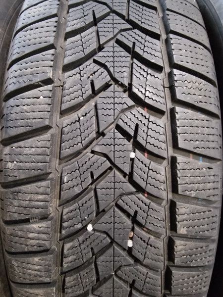 Dunlop 215/65R17 WINTERSPORT5 SUV 7-8mm DOT23 hasznlt gumi HG13665 t