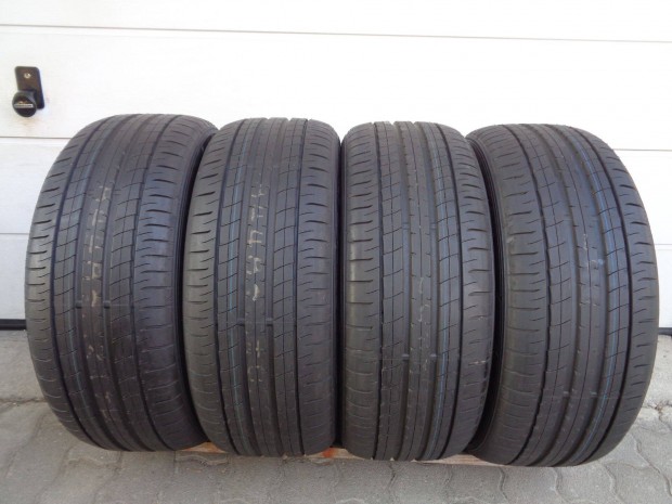 Dunlop 225/50R18 j nyri gumi garnitra 2024-es gyrts elad