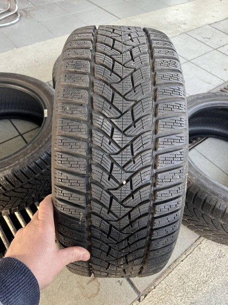 Dunlop 235/45 r17 tli gumi