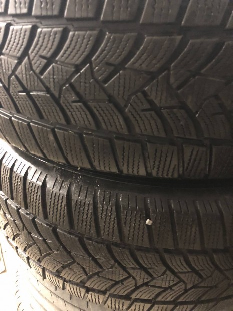 Dunlop 235/65r17 235/65 r17 tligumi 2db