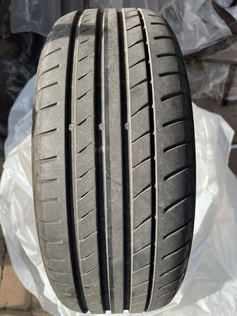 Dunlop Bluresponse 205/55R16 ny�ri gumiszett.