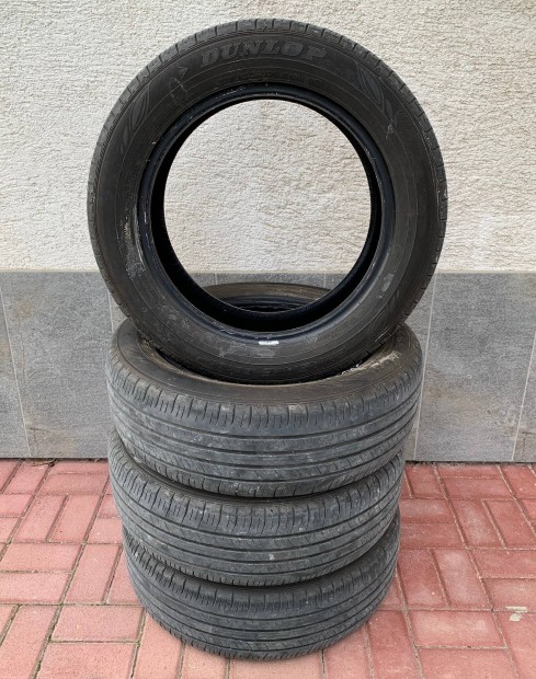 Dunlop Enasave EC300+ 215/60 R17 96H nyri gumi