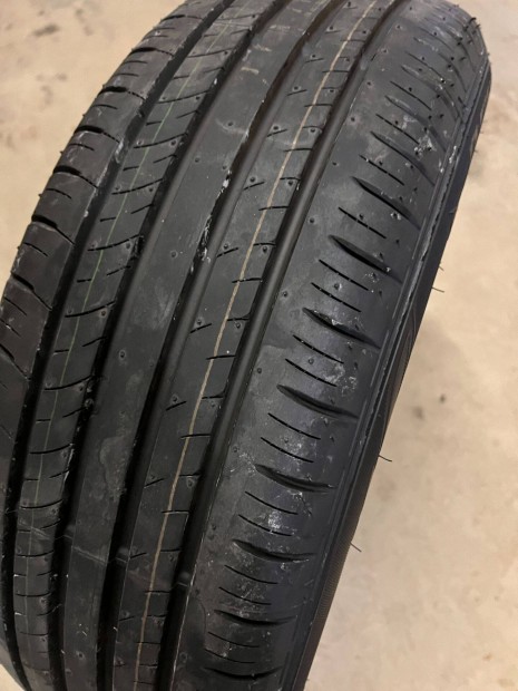 Dunlop Enasave EC300 - j Nyri Gumi Elad