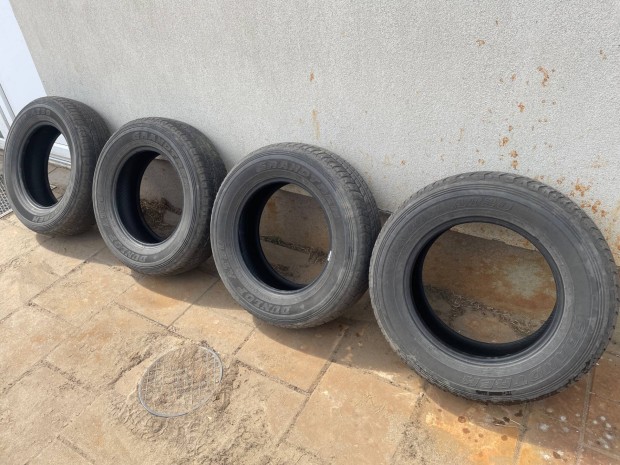 Dunlop Grandtrek 225/70 17C gumi garnitra
