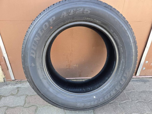 Dunlop Grandtrek AT25 ny�rigumi 265/60 R18