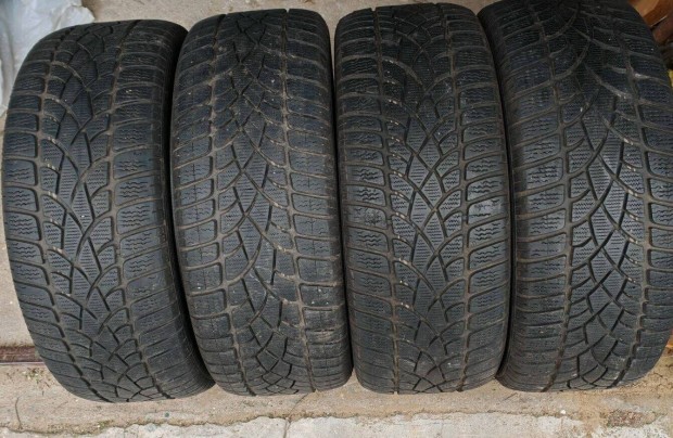 Dunlop SP Wintersport 235/45 R 19 téli gumi 4 db