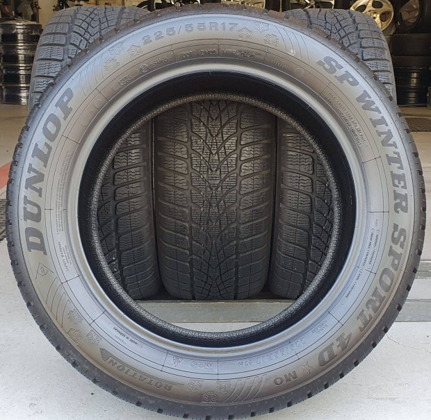 Dunlop SP Wintersport 4D M0 225/55 R17 tli gumi 4db /T153