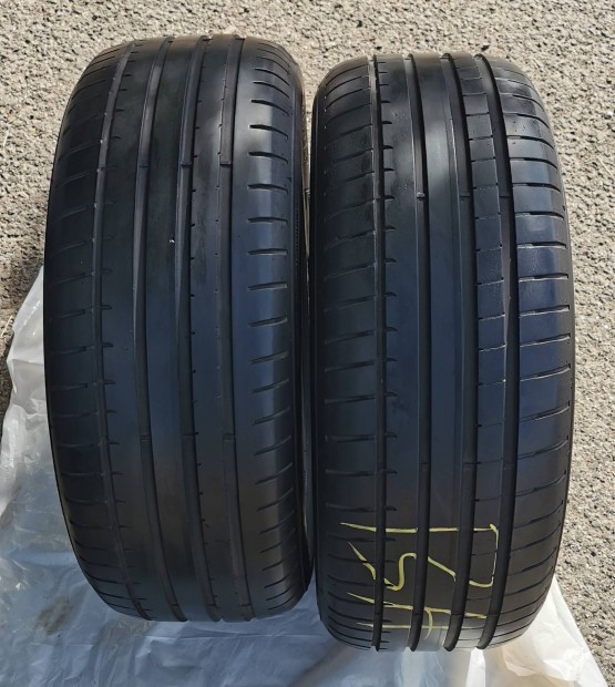 Dunlop Sport Maxx RT2 nyári gumi pár. 225 55 17.