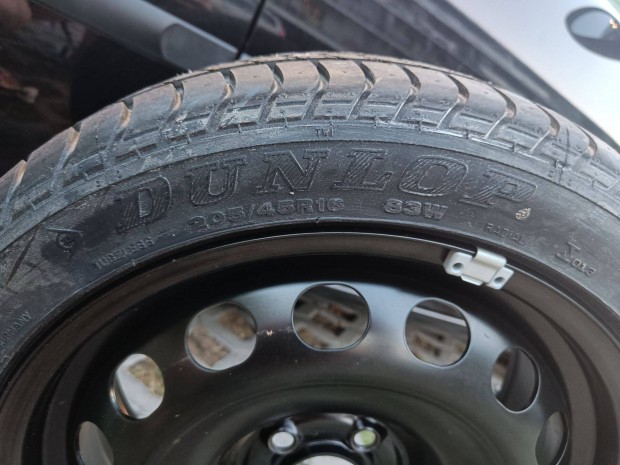 Dunlop nyári 205/45 R16 83 W TL 2005 / Gyári acélfelni 16x6
