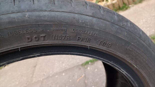 Dunlop nyri gumi 225/45 zr 17 (91y)