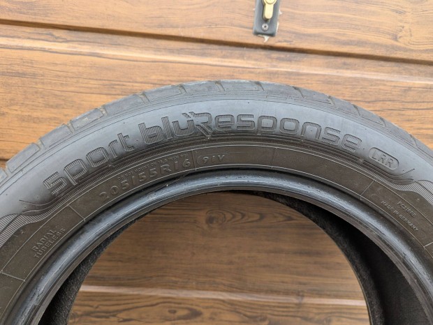 Dunlop sport bluresponse nyri gumi - 205/55 R16