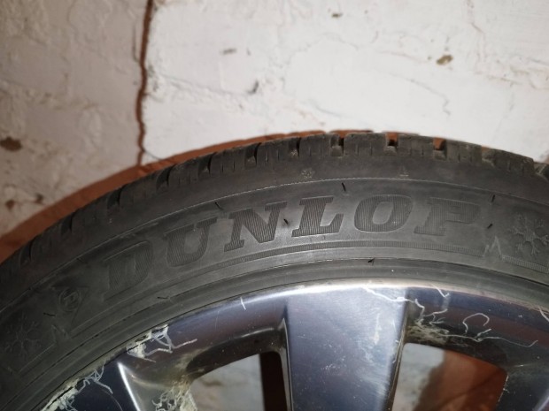 Dunlop tligumi 18" 225/45 R18 95V