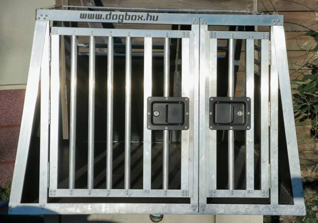 Dupla Dogbox szlltbox 