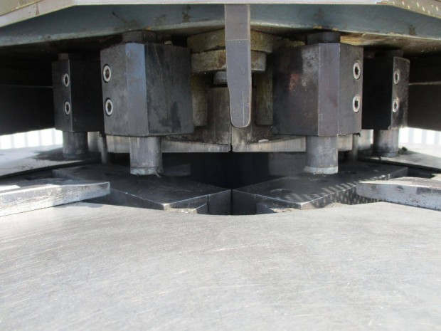 Durma VN 2006 Sarok kicsip� sarokkics�p� g�p (3218)