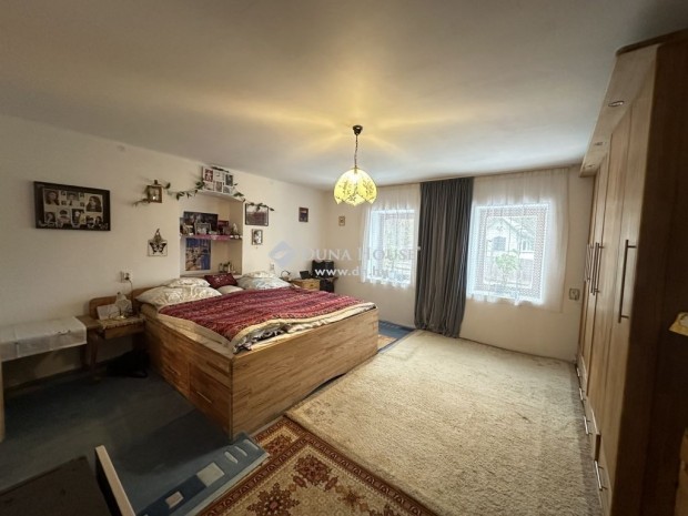 D�zsi 85 nm-es h�z elad�