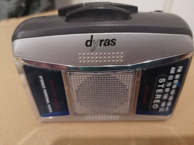 Dyras Spa 223 hordozható rádiós kazettás készülék