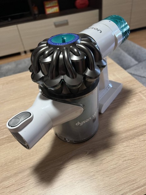 Dyson V6 Mattress