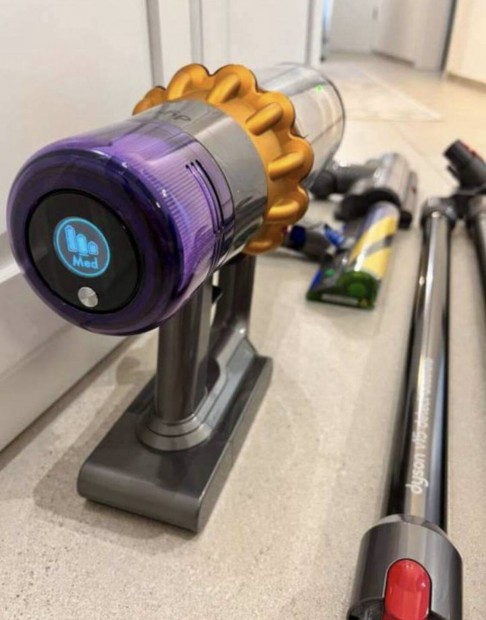 Dyson v15 absolute detect
