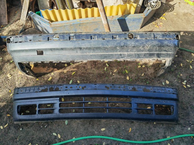 E36 első, hátsó gyári lökhárító, egyben leginkább