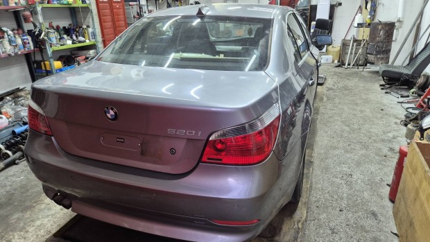 E60 gy�ny�r� �llapotu alkatr�szek