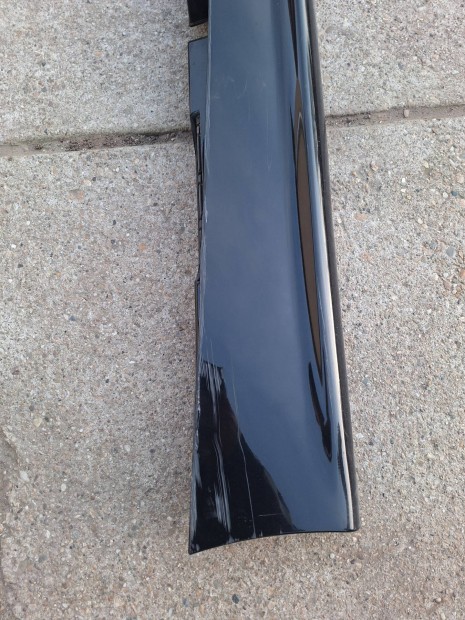 E87 k�sz�b bor�t�s