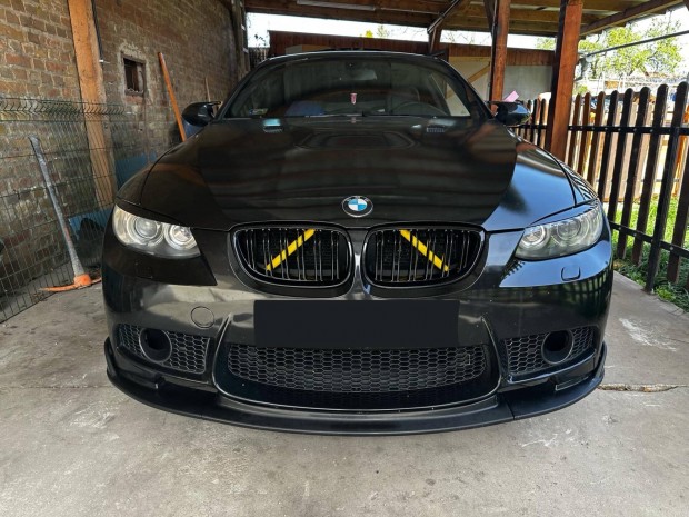 E90-91-92-93 V-brace