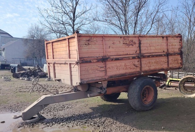 EB 8 p�tkocsi 3 ir�nyba billen�s, okm�nyok n�lk�l