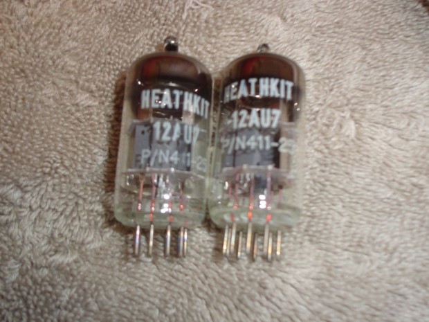 ECC 82 , 12AU7 Heathkit cspr NOS 100%