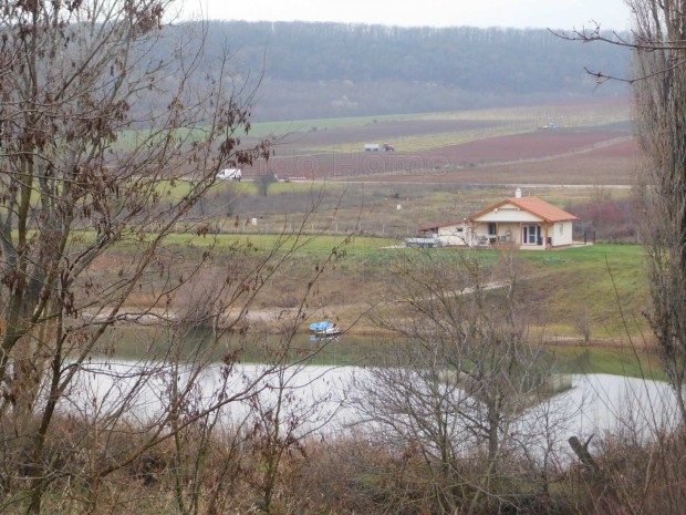 ELAD BALATON KZELI CSALDI HZ LITREN!