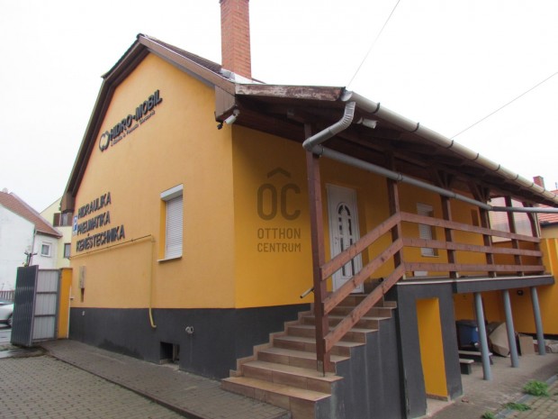 ELAD� EGY KIV�L� �LLAPOPT� �ZLETHELYIS�G A CSABAVEZ�R �TON!