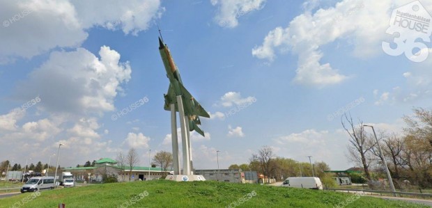 ELAD� Gksz ter�let fel�p�tm�nyekkel!