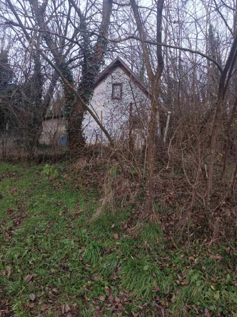 ELADÓ HÁZ- TELEK - ZSELICKISLAK, DERESHEGY