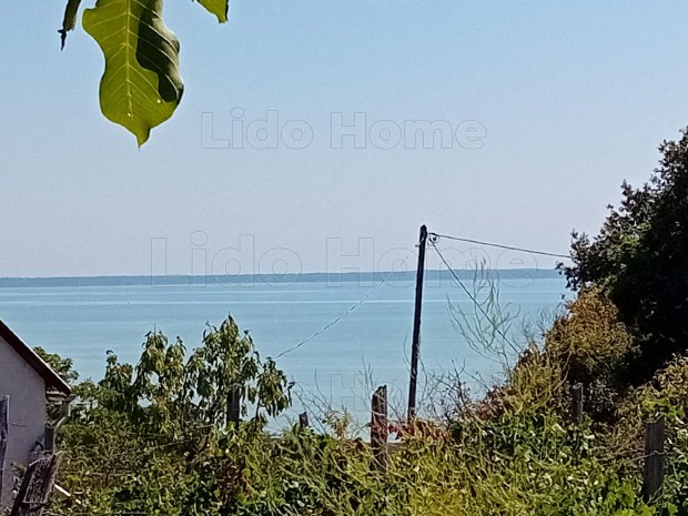 ELAD� R�SZPANOR�M�S NYARAL� �P�LET ALS��RS�N