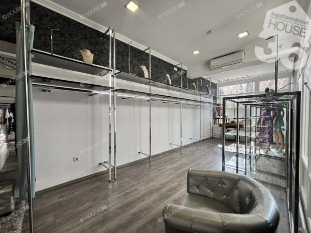 ELAD� �ZLETHELYIS�G KECSKEM�TEN  HUNYADIV�ROSBAN!