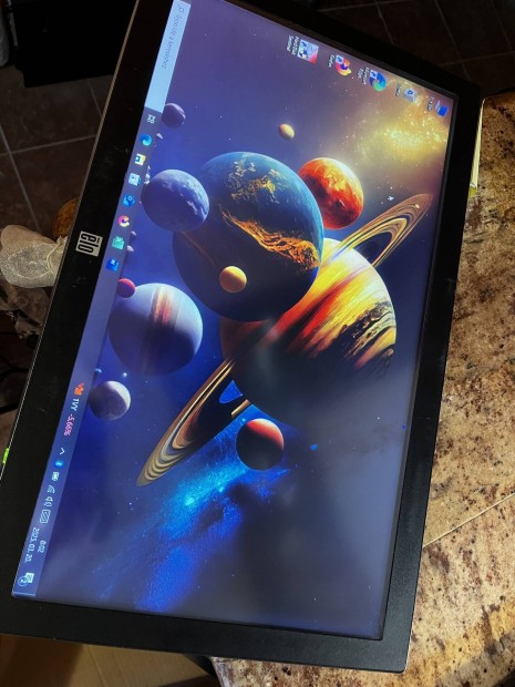 ELO Touch 18,5" ipari, érintő kijelzős monitor (ET1919L típusú)