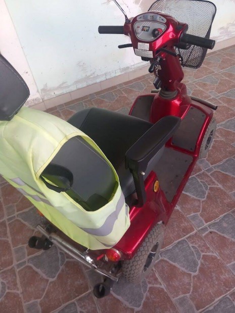 EL-GO HS580 2019.09 havi moped elad