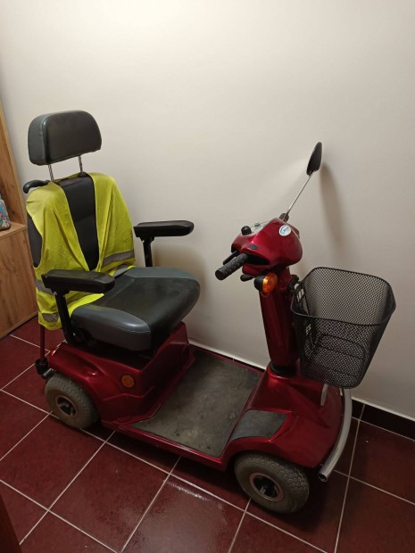 EL-GO HS-580 elektromos moped (kerekessz�k)