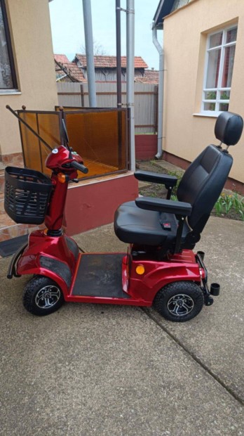 EL-GO/M(HS-580) 4 kerekű elektromos meghajtású moped (rokkant kocsi)