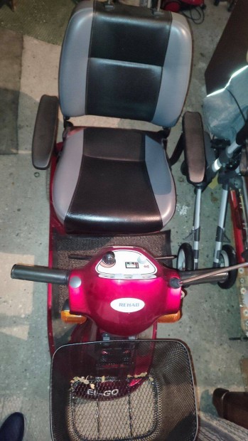 EL-GO Moped elad�