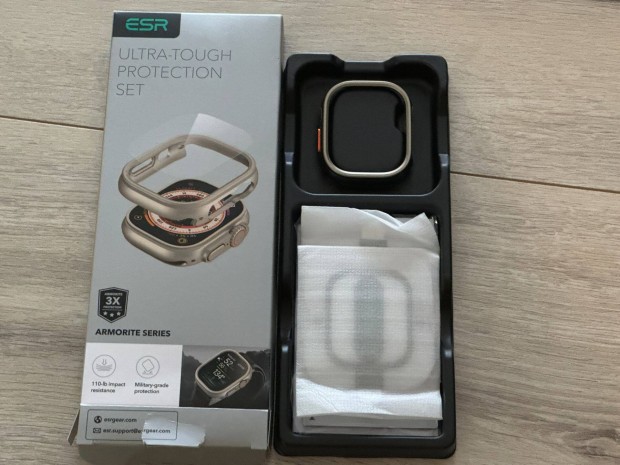 ESR Apple Watch Ultra Armorite vdkszlet vdtok kijelzvd veg