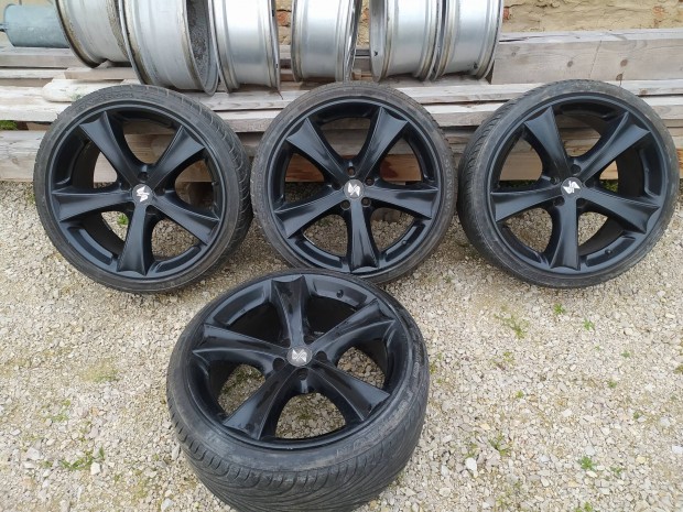 ETA Beta Tettsut alufelni prémium kategória, 5x108 r19