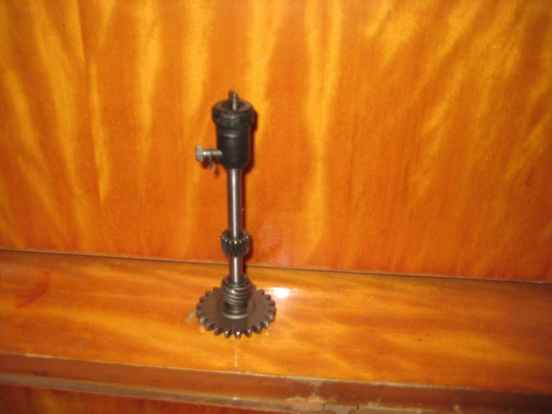 ETZ 125/150 es Gy�ri fordulatsz�m kihajt�