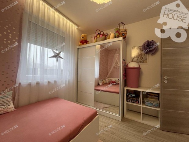 EXKLUZ�V OTTHON KECSKEM�TEN, ELEGANCIA, LUXUS, K�NYELEM!