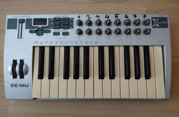 E-MU Xboard 25 billentys midi kontroller