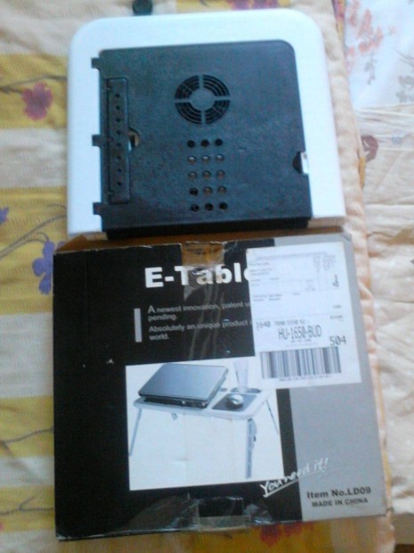 E-Table LD99 Hordozhat Tablet Asztal