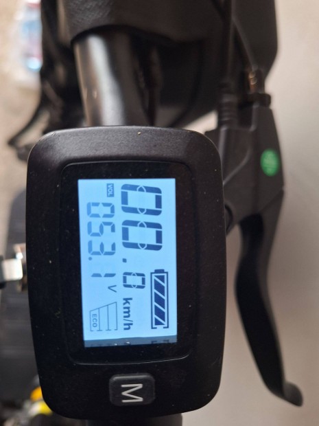 E rollerek scooter f3 1000 w elad�k