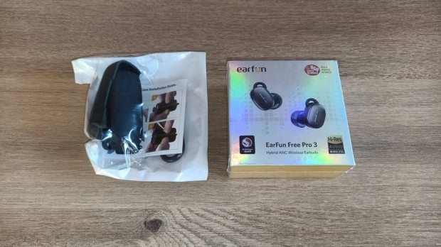Earfun Free Pro 3 TWS fülhallgató - Fekete (TW400B)
